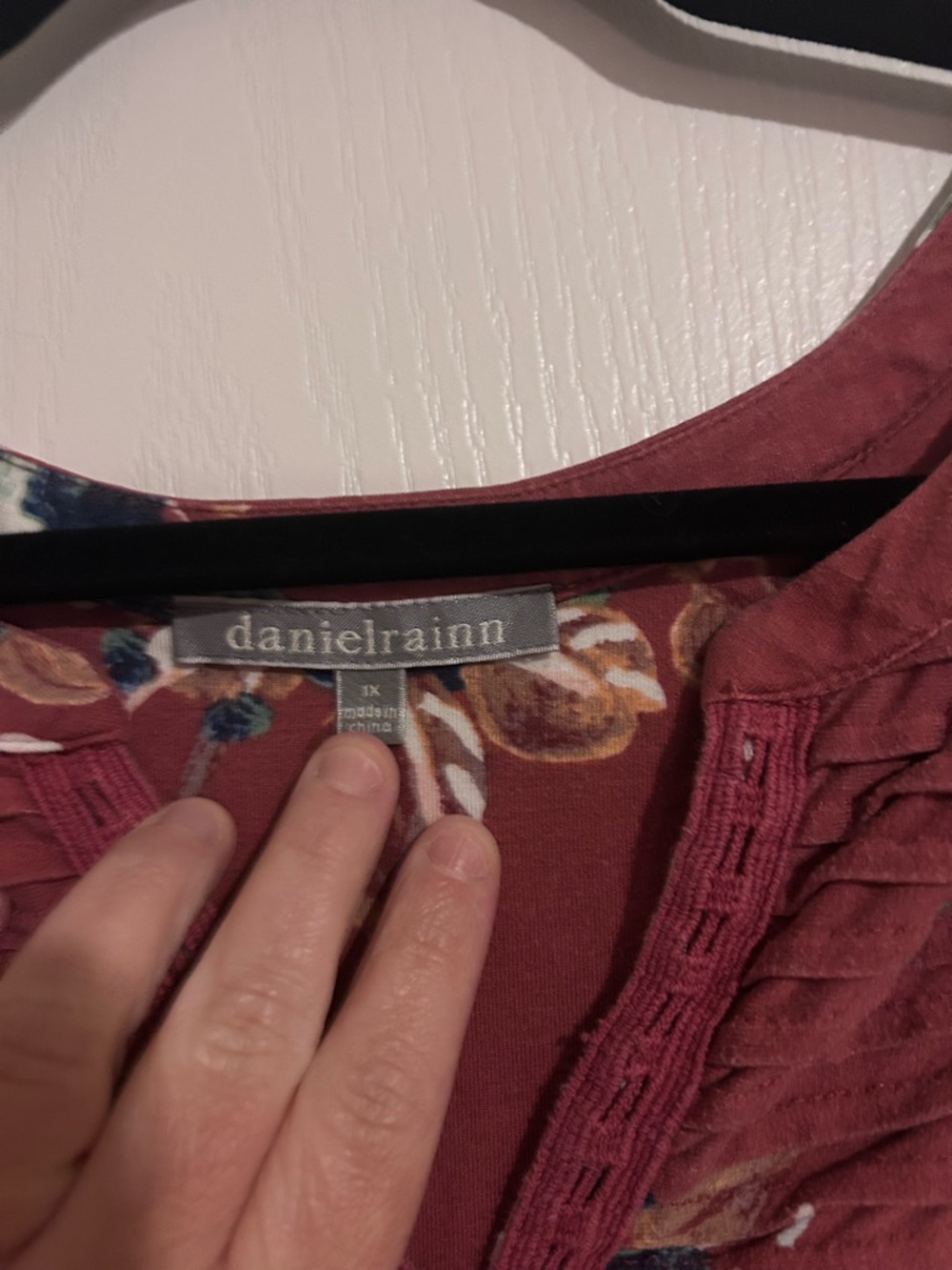 Daniel Rainn Burgundy Floral Pintuck V-Neck Top - Picture 3 of 5